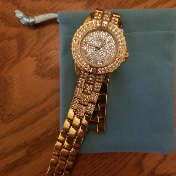 Watch - Picture 2 of 2